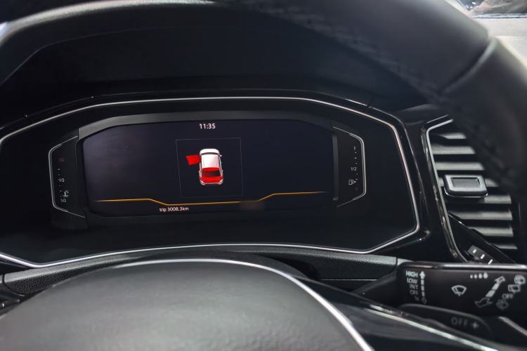 Used Volkswagen T-ROC 2021 280TSI DSG Two-Wheel Drive Comfort Connect Edition Instrument Cluster