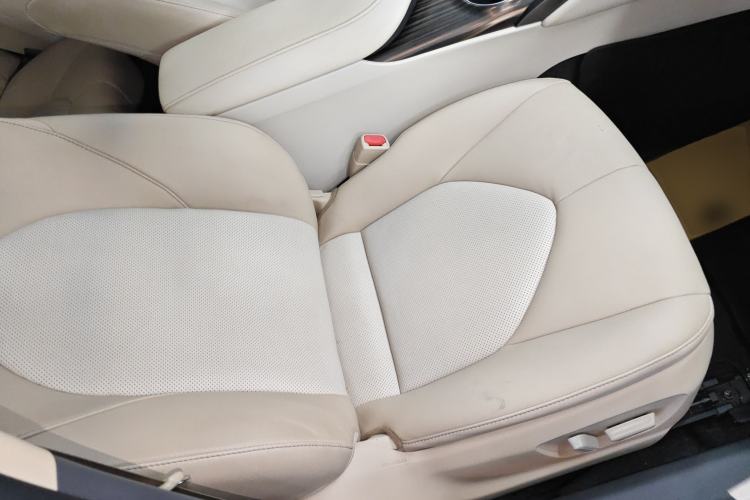 Used Toyota Camry 2018 2.5G Luxury Edition Right Front Seat