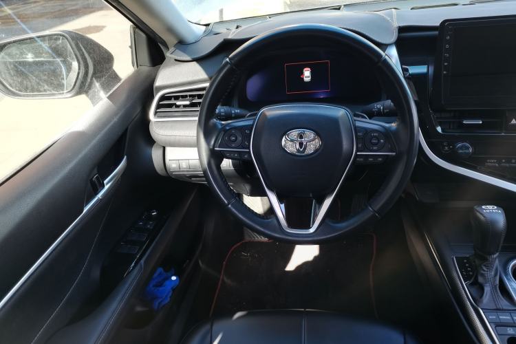 Used Toyota Camry 2022 2.5S Knight Edition
