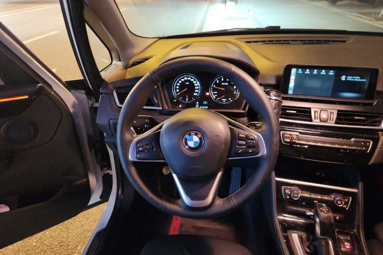 Used BMW 2 Series Active Tourer 2019 218i Luxury Sports Package Steering Wheel