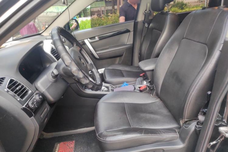 Used Chevrolet Captiva 2012 2.4L 4x4 Flagship Edition 7 Seats
