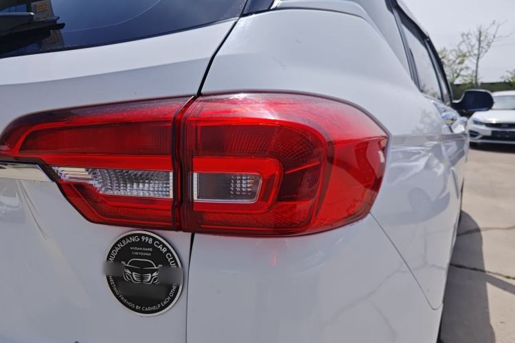 Used Haval M6 2019 1.5T Manual Two-Wheel Drive Urban Version China VI Standard
