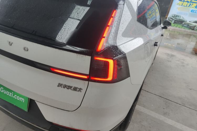 Used Volvo Volvo XC70 Plug-in Hybrid 2026 Model Four-Wheel Drive Long-Range Plus