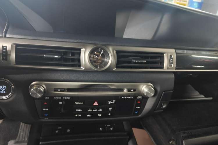 Used Lexus GS 2016 200T Leading Edition
