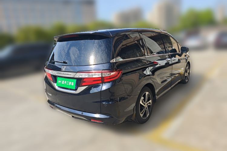 Used Honda Odyssey 2015 2.4L Supreme Edition Rear Right 45 Deg