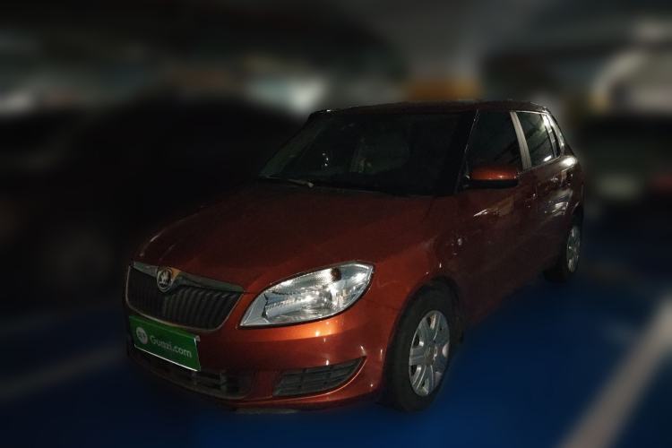 Used Skoda Fabia 2014 1.4L Automatic Crystal Edition