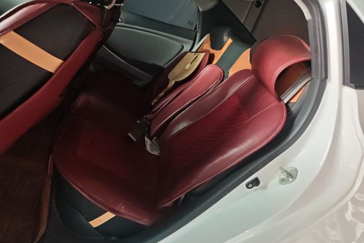 Used Hyundai Verna (older generation) 2016 1.4L Manual Smart GLS Trim Left Rear Seat