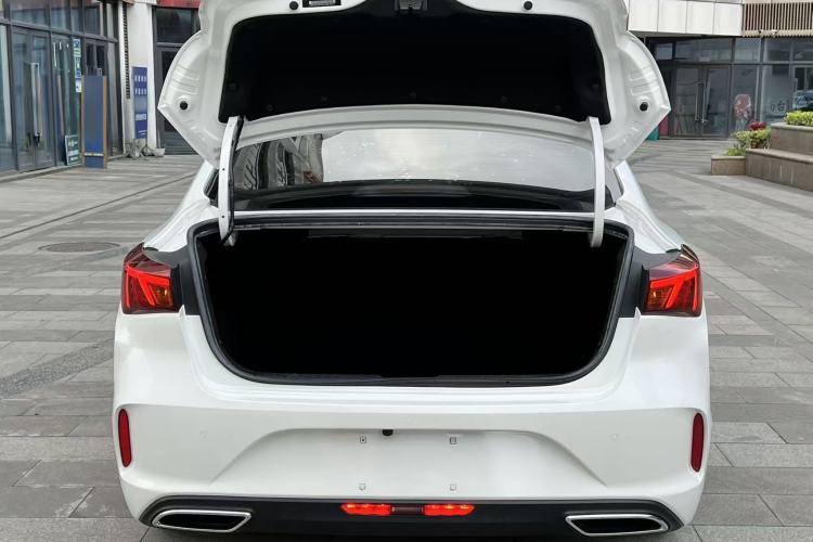 Used CHANGAN Eado 2020 PLUS 1.6L GDI Automatic Luxury Model
