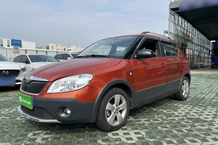 Used Skoda Fabia 2014 1.6L Scout