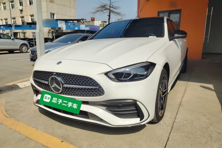 Used Mercedes-Benz C-Class 2024 Facelifted C-Class 260 L Night Edition Sports Version