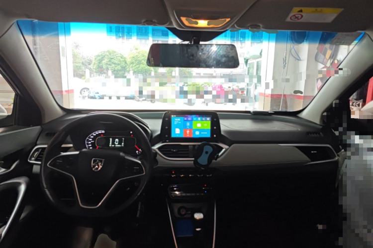 Used Baojun 510 2017 1.5L Manual Fashion Model