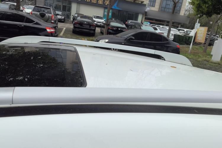 Used JAC Group Refine S3 2016 1.5L CVT Luxury Model Roof