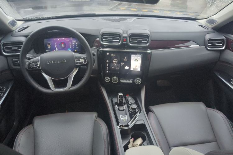 Used Lynk & Co 02 2021 2.0TD Automatic Two-Wheel Drive Zhaoshang Champion Edition Center Console