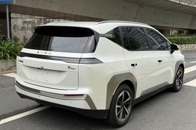 Used AION Y 2022 Plus 70 Smart Edition Rear Right 45 Deg