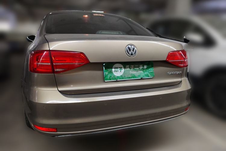 Used Volkswagen Sagitar 2017 1.6L Manual Comfort Model