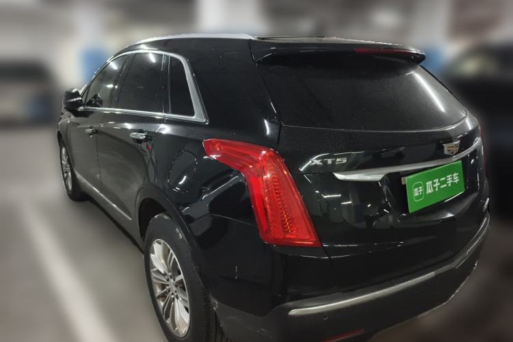 Used Cadillac XT5 2018 25T Luxury Model Rear Left 45 Deg