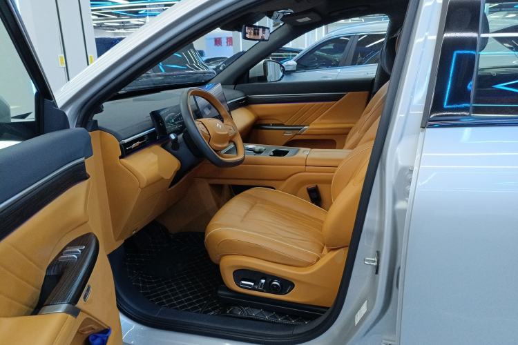 Used Dongfeng eπ eπ008 2024 210Max Range-Extended Version 6 Seats