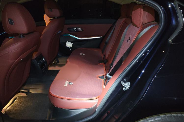 Used BMW 3 Series 2023 325Li M Sport Package Interior 4