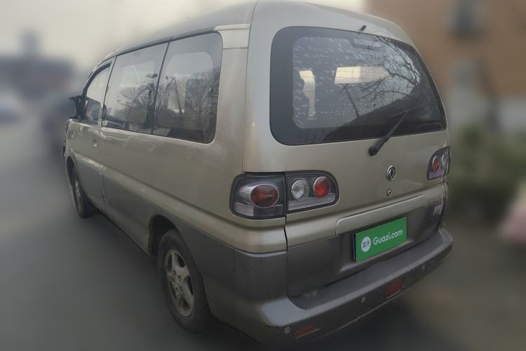 Used FORTHING Lingzhi 2013 M3 1.6L 7-Seater Luxury Model
