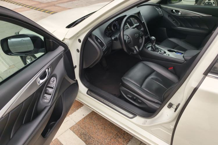 Used Infiniti Q50L 2016 2.0T Ambition Edition Driver Seat