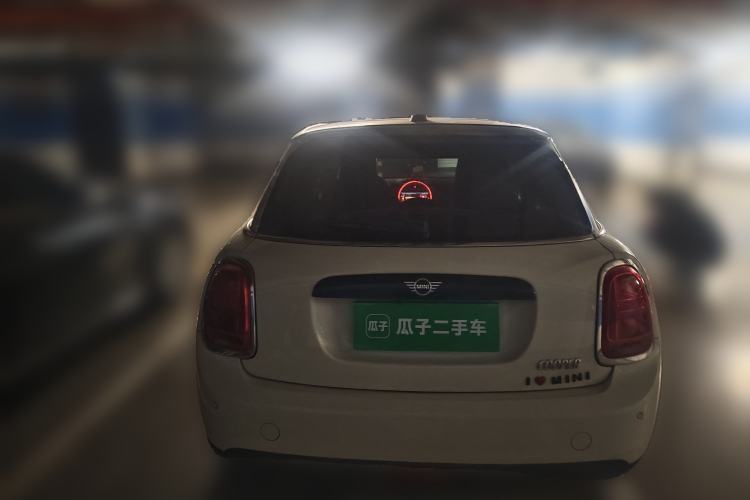 Used MINI 2019 1.5T COOPER Classic Edition Five-Door Version Rear