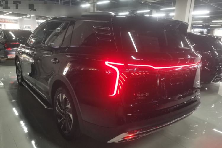 Used Hongqi HS7 PHEV 2024 2.0T PHEV Four-Wheel Drive Flagship Edition 6 Seats
