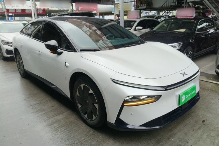 Used XPeng P7+ 2024 Long-Range Max Front Right 45 Deg