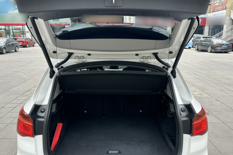 Used BMW X1 2018 sDrive18Li Fashion Model Trunk