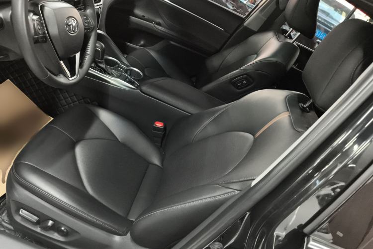 Used Toyota Camry 2021 2.0G Luxury Edition Left Front Seat