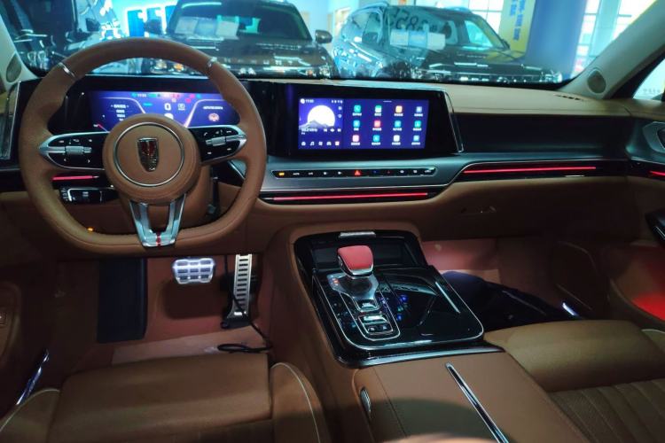 Used Hongqi H9 2024 2.0T Qixiang Private Style Edition
