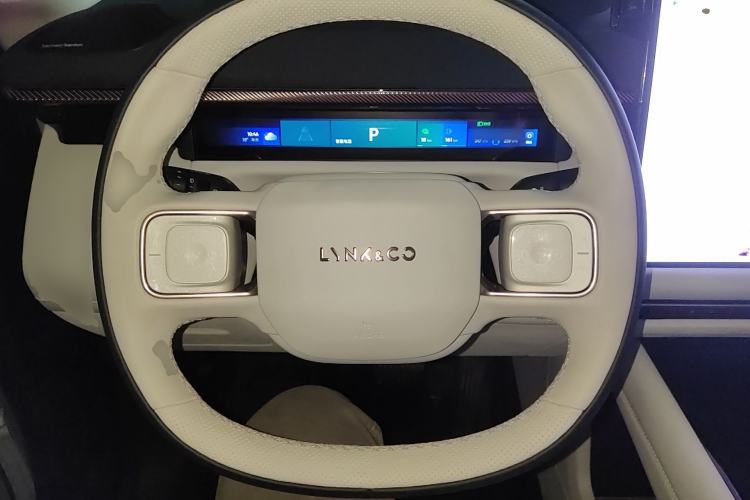 Used Lynk & Co 900 2025 2.0T Ultra
