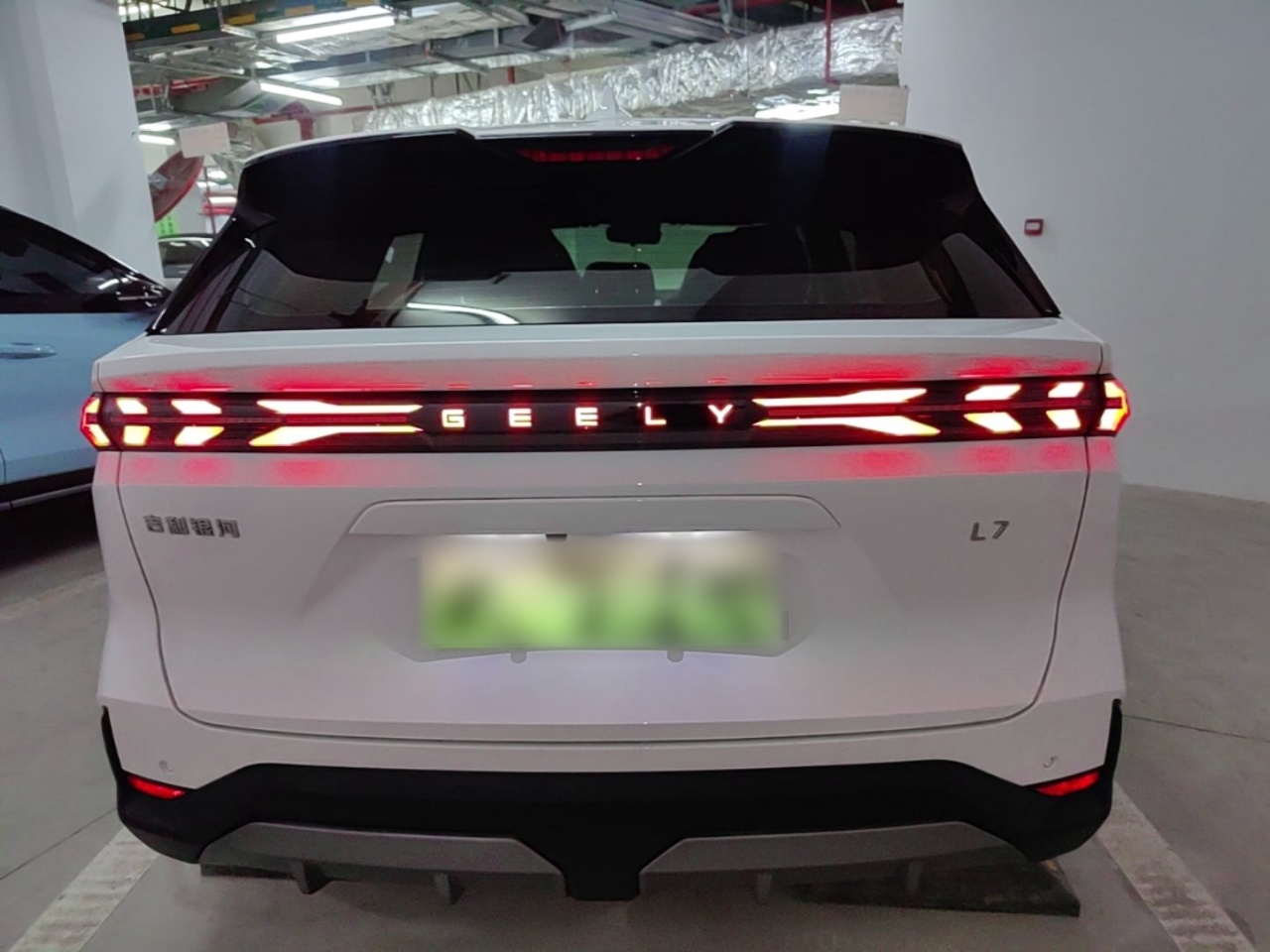 Geely Galaxy L7 2023 1.5T 115 km MAX — снимка 5