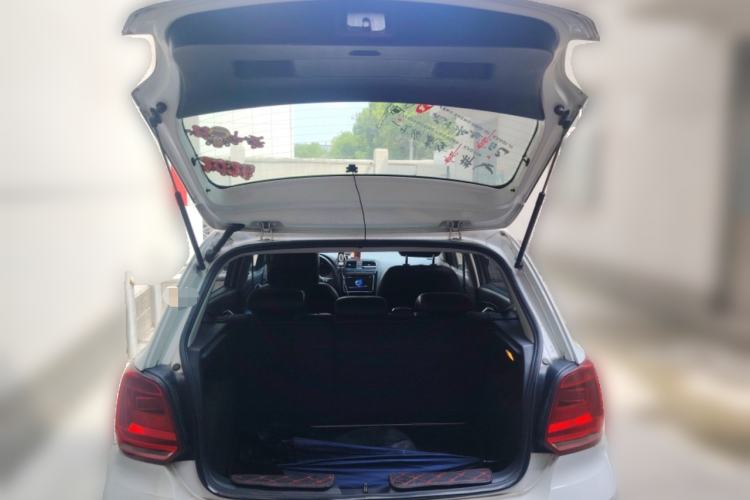 Used Volkswagen Polo 2018 1.5L Automatic Enjoyment Model Trunk