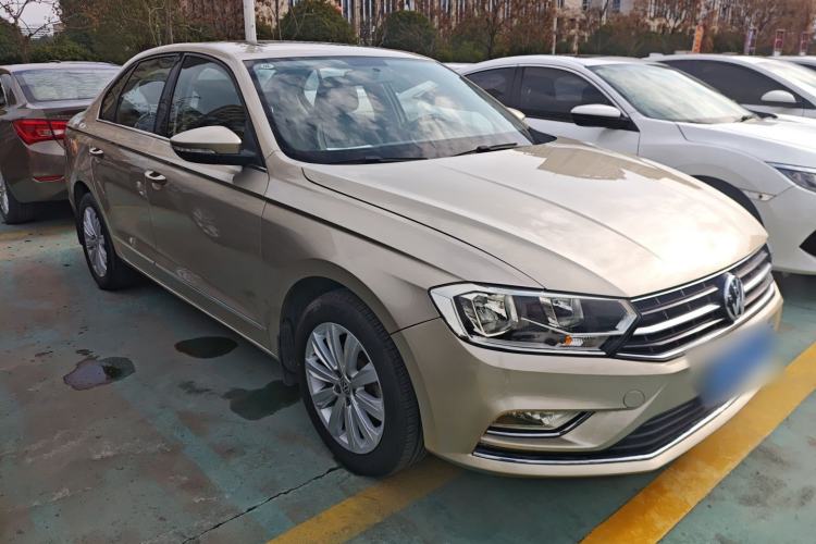 Used Volkswagen Bora 2017 1.6L Automatic Comfort Model
