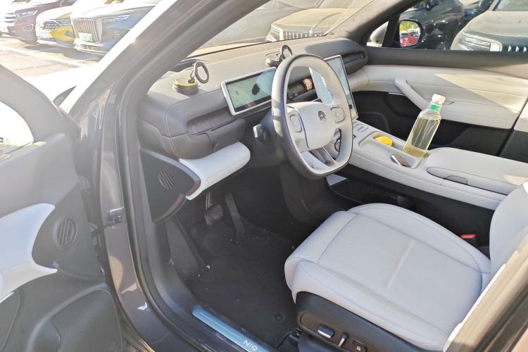 Used Nio ES6 2024 75 kWh
