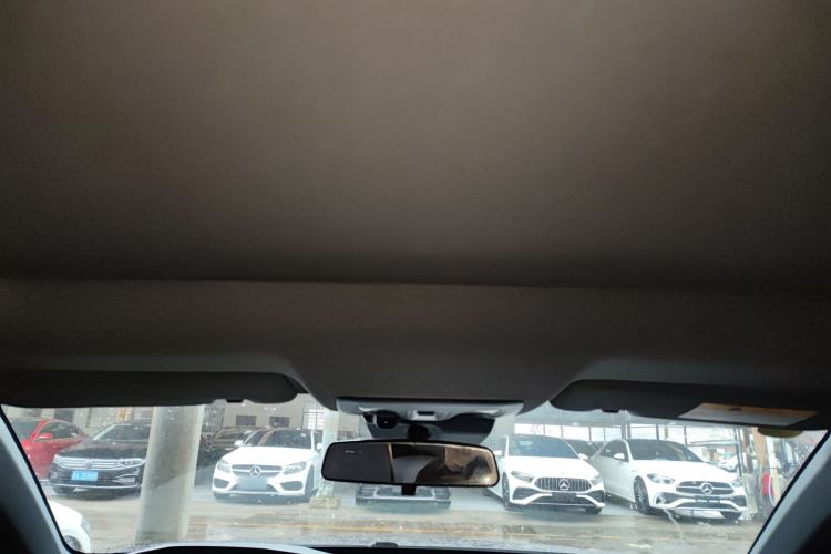 Used Changan UNI-V 2022 1.5T Prestige Version