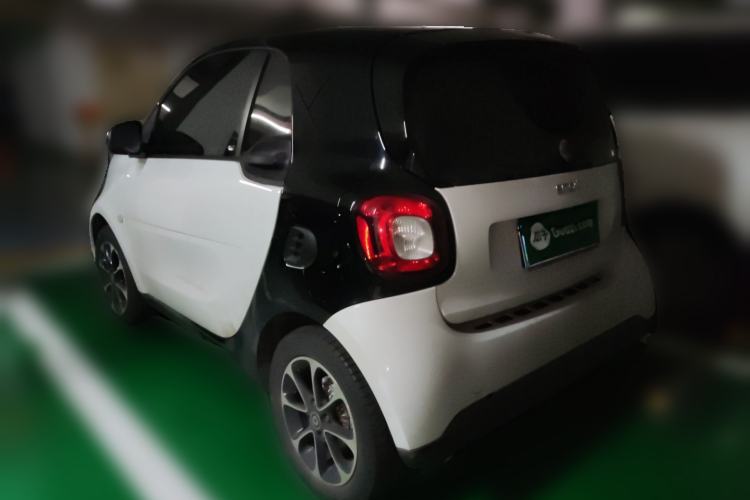 Used smart fortwo 2015 1.0L 52 kW Hardtop Passion Edition
