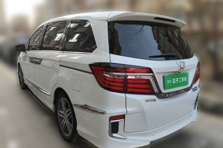 Used Honda Elysion 2019 2.0L Hybrid Luxury Edition Rear Left 45 Deg