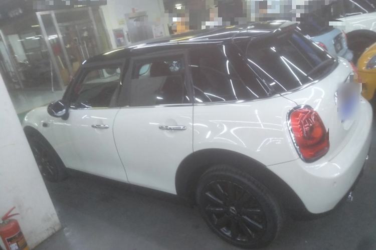 Used MINI MINI 2016 1.5T COOPER Pioneer Edition Five-Door Model