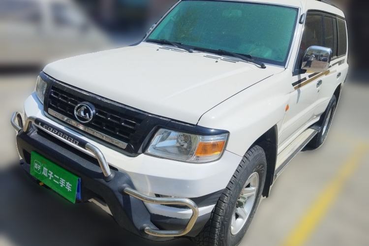Used Leopaard Q6 2015 2.4L Manual Two-Wheel-Drive Elite Model