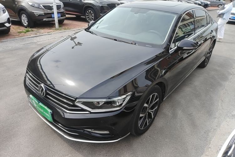 Used Volkswagen Magotan 2020 330TSI DSG Leading Model Guazi used car, China used car export, Used car for sale, Used cars, Cheapest cars for sale