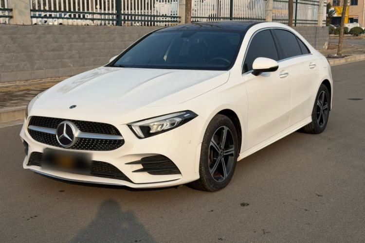 Used Mercedes-Benz A-Class 2022 Revised Version A 200 L Sport Sedan Fashionable Style