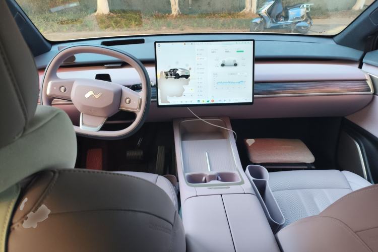 Used ONVO L60 2024 60 kWh Rear-Drive Version
