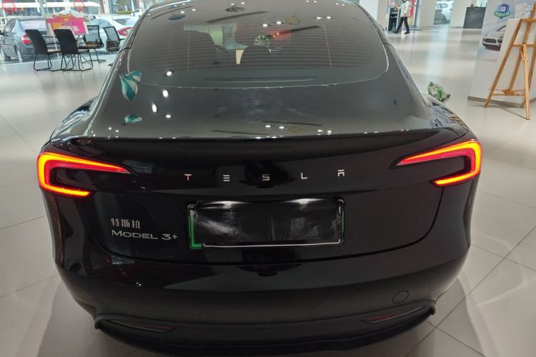 Used Tesla Model 3 2023 Long-Range All-Wheel-Drive Version