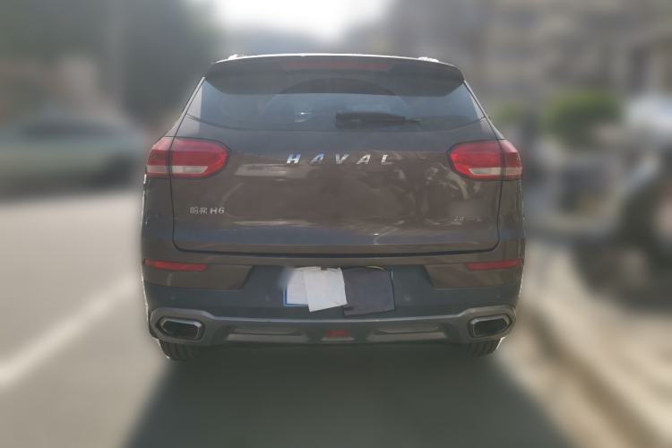 Used Haval H6 2017 Red Label 2.0T Automatic Two-Wheel Drive ZhiShang Model