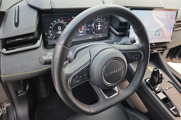 Used Lynk & Co 03 2023 1.5TD DCT JingPro

