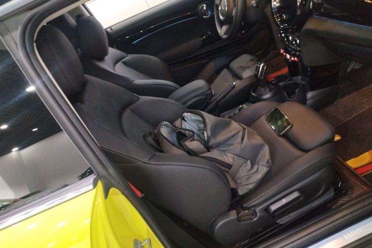 Used MINI 2023 Updated 1.5T COOPER Artist
