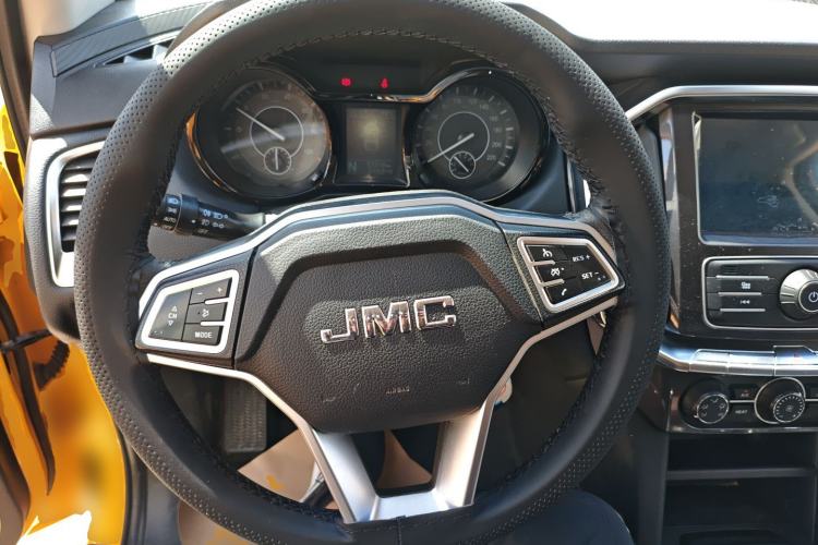 Used JMC Yuhu EV 2022 4x2 LX JX1032PSEF5BEV Steering Wheel