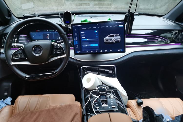 Used BYD Tang New Energy 2022 DM-p 215KM Four-Wheel Drive Flagship Model
