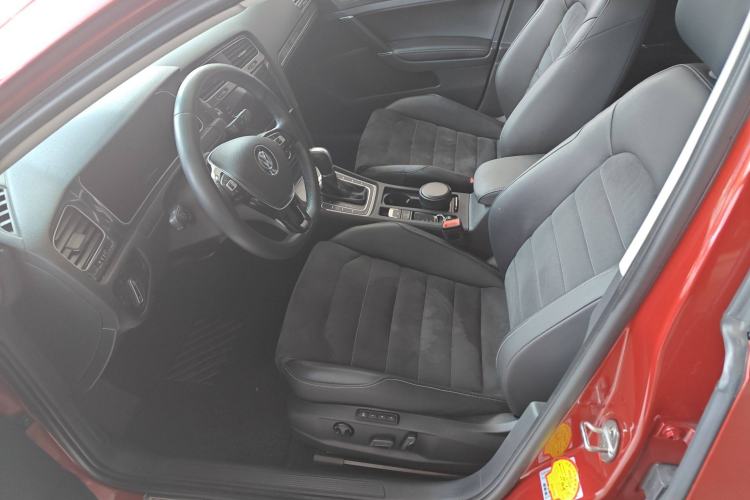 Used Volkswagen Golf 2020 280TSI DSG Luxury Edition
